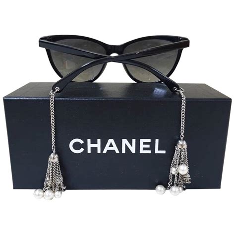 chanel square glasses with chain|Chanel glasses with pearl chain.